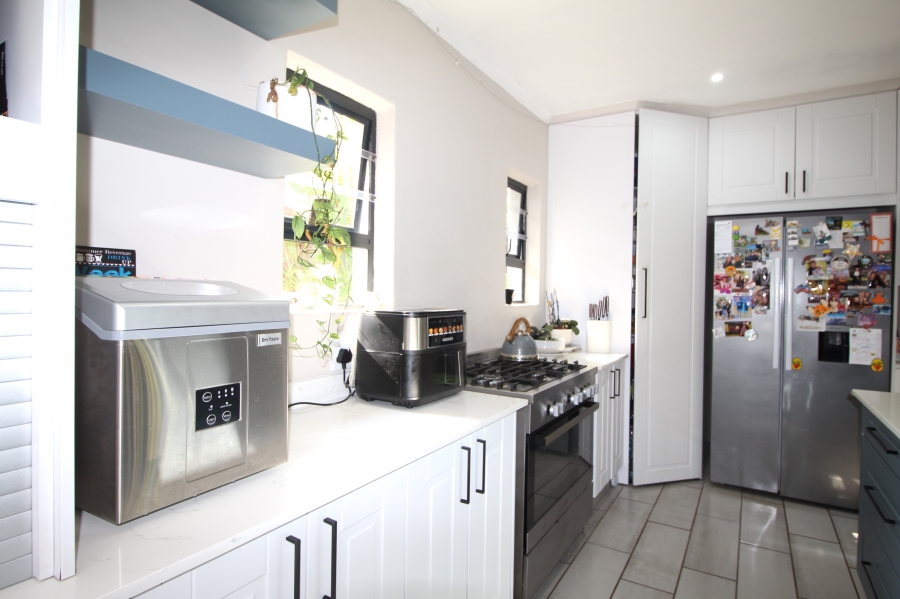 3 Bedroom Property for Sale in Beacon Bay Eastern Cape